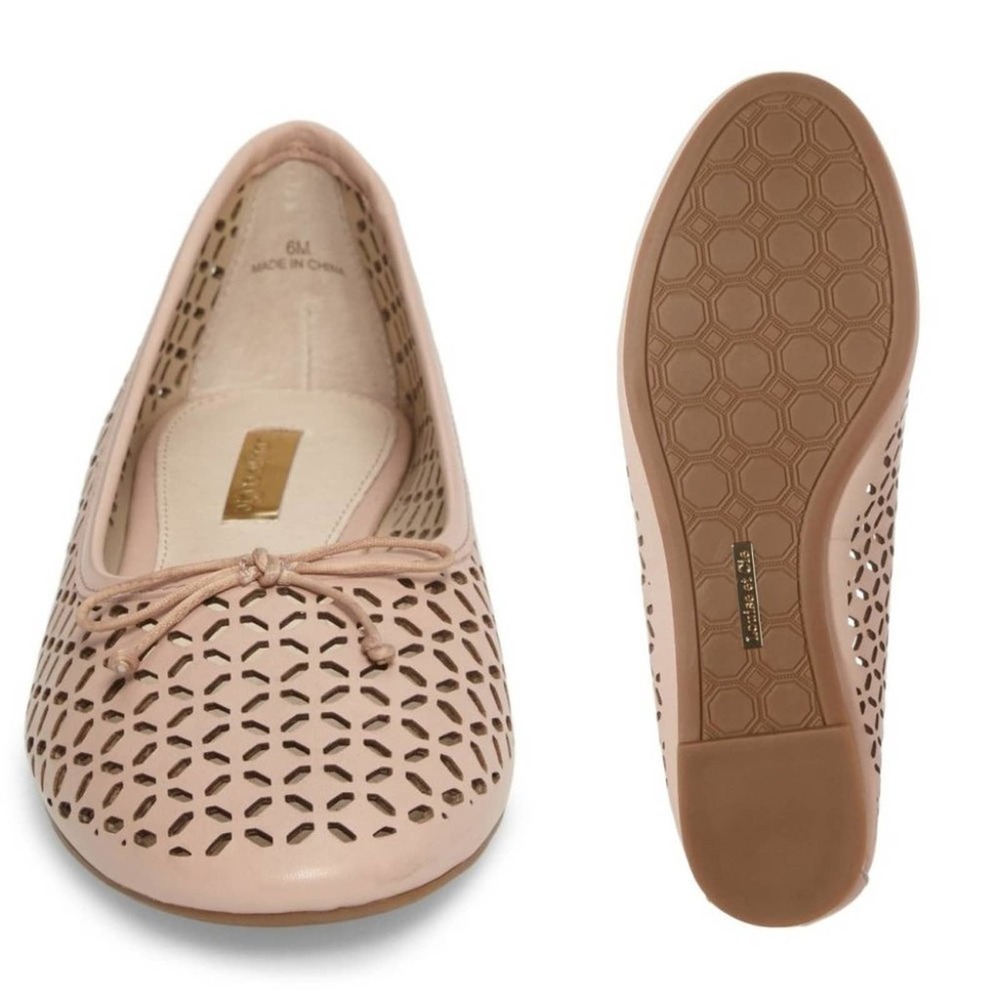 Vince Camuto Louise et Cie Congo Perforated Flats - Picture 5 of 16